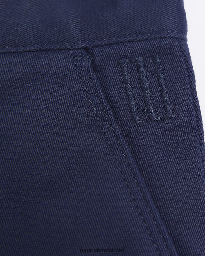 לבוש River Island ב מכנסי צ'ינו נמתחים חיל הים בנים BDZ4083671
