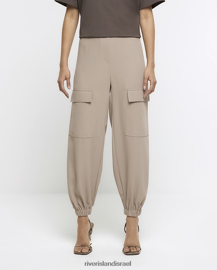 לבוש River Island מכנסי מטען עם חפתים מותניים אלסטיים בז' נשים BDZ408670
