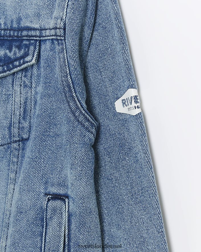 לבוש River Island b ז'קט ג'ינס עם קפוצ'ון כְּחוֹל בנים BDZ4086908
